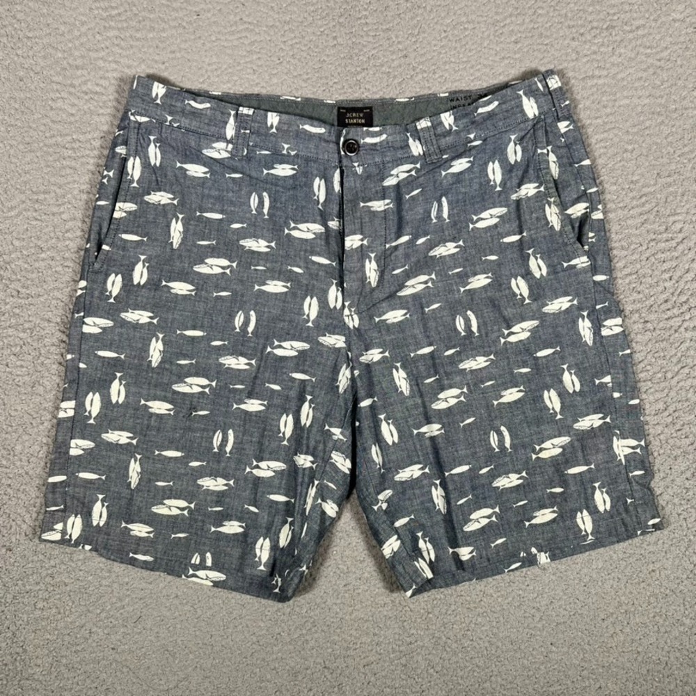 J Crew Shorts Mens 34 Blue Stanton Fish All Over Casual Preppy Chino 100% Cotton